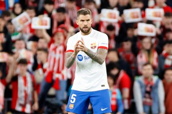 Íñigo Martínez durante el partido fente al Athletic Club (EFE/Luis Tejido)