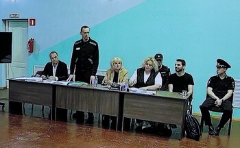 Navalny durante una audiencia judicial en junio de este año (REUTERS/Evgenia Novozhenina/archivo)