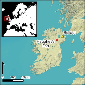 Los objetos importados hallados en Haughey’s Fort indican vínculos con la península ibérica y Europa central y refuerzan su papel como centro regional de poder, producción y ritual - (Crédito: Gentileza, estudio "Haughey’s Fort: a major complex of power, production and ritual in Late Bronze Age Europe", publicado en
© The Author(s), 2026. Published by Cambridge University Press on behalf of Antiquity Publications Ltd)
