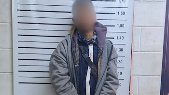 Intentó robar una vivienda en Mendoza y la Policía lo encontró escondido en el baño