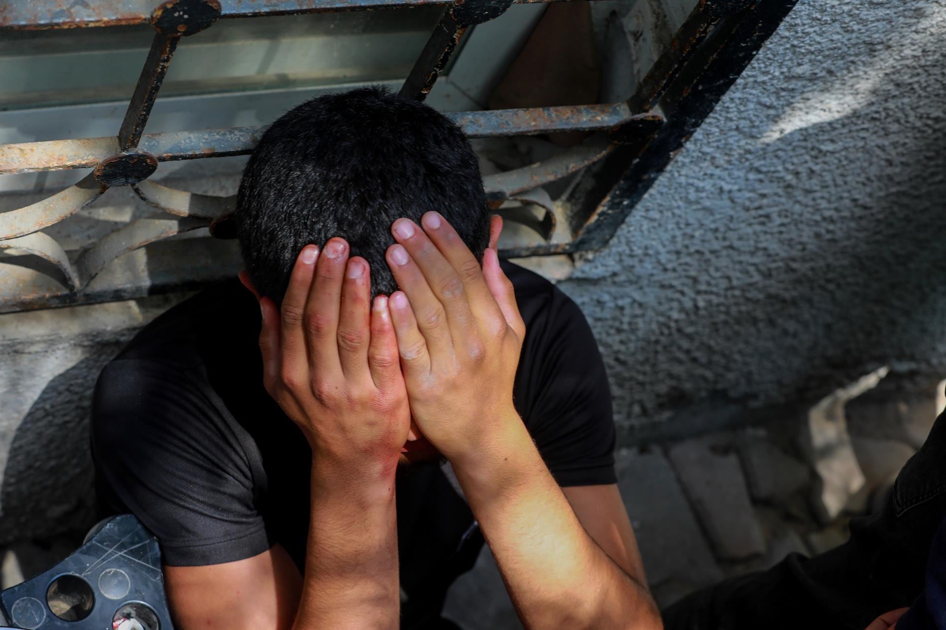 Nuevo ataque israelí en Gaza deja tres muertos de una misma familia en Jan Yunis
