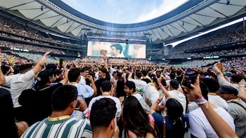 Los conciertos de Bad Bunny, el circuito de Fórmula 1, Shakira... Vecinos denuncian que la avalancha de macroeventos “revienta la vida” en Madrid
