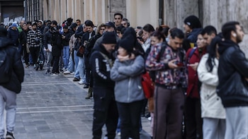 La regularización exigirá informe policial, pero su contenido no implicará automáticamente la denegación de autorización