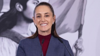 Sheinbaum exhibe a mexicano que pidió al ICE actuar contra migrantes que la recibieron en EEUU: “Debe disculparse”