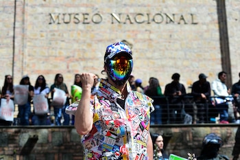 Polémica, protestas y preservación: la Justicia de Colombia ordena al gobierno “conservar” las obras que retiró de un museo