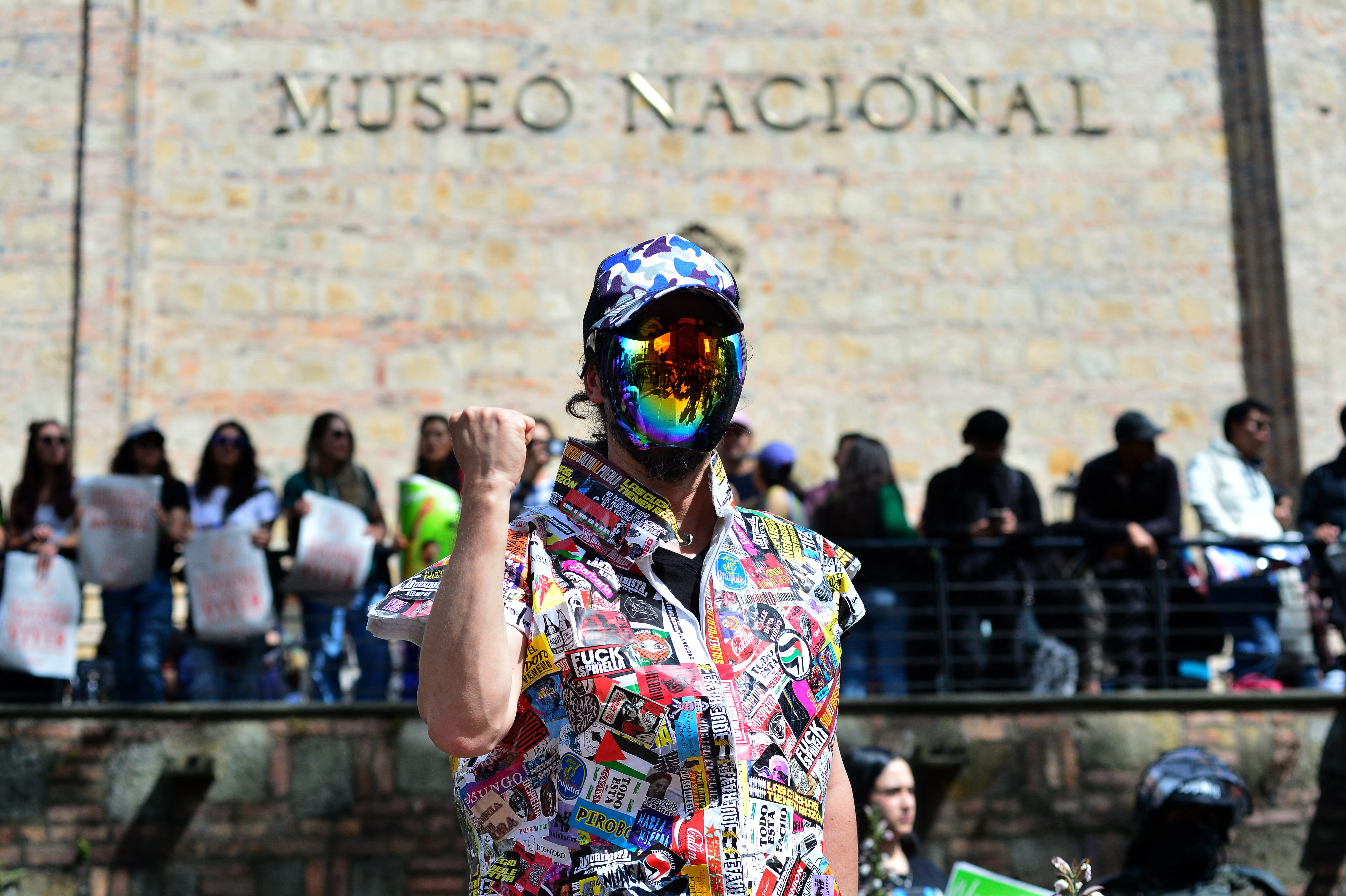Polémica, protestas y preservación: la Justicia de Colombia ordena al gobierno “conservar” las obras que retiró de un museo (SEBASTIAN BARROS / AFP)