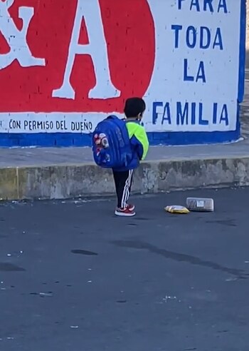 El menor fue recibido con