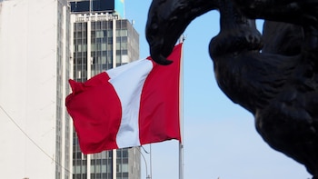 El magistrado Helder Domínguez asume la presidencia del TC de Perú con el compromiso de reducir la carga procesal