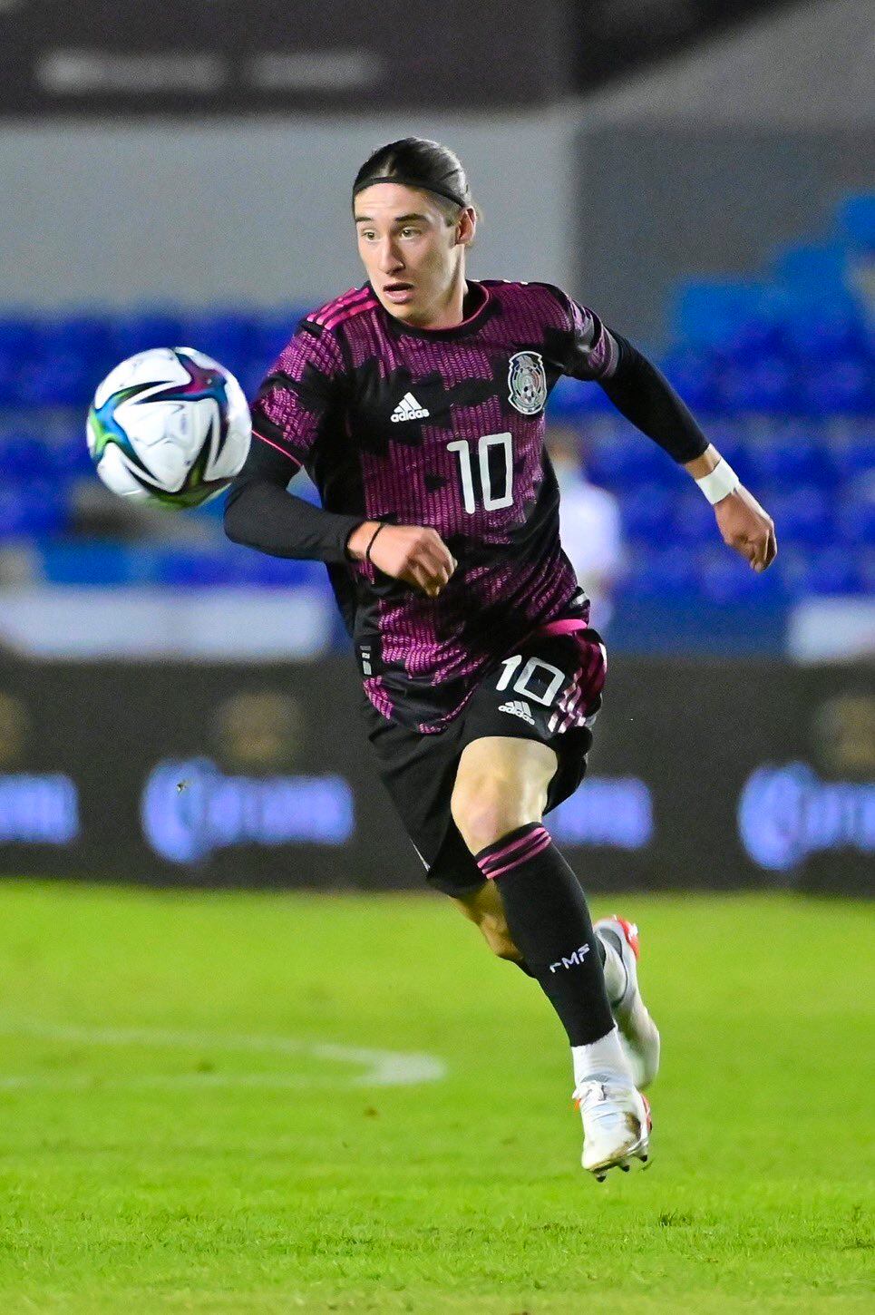 Marcelo Flores milita en el primer equipo de Tigres, donde ha logrado mayor visibilidad y continuidad en su carrera profesional (Foto: Twitter/ @Xavi_Sol)