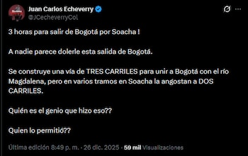 Usuarios, entre ellos el exministro