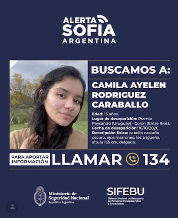 Afiche con el retrato de una joven, texto descriptivo para su localización, un número de contacto y emblemas del Ministerio de Seguridad de Argentina