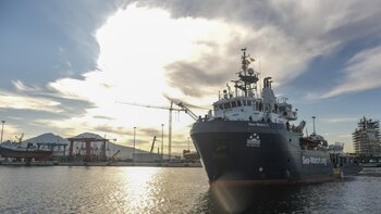 Italia inmoviliza durante 45 días al 'Sea Watch 5' e impone una multa a la ONG de ayuda a migrantes