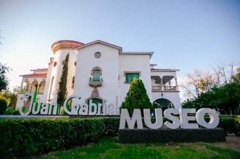El Museo Juan Gabriel, en Ciudad Juárez, resguarda de forma permanente el legado documental del cantautor.
(Foto: Museo Juan Gabriel)