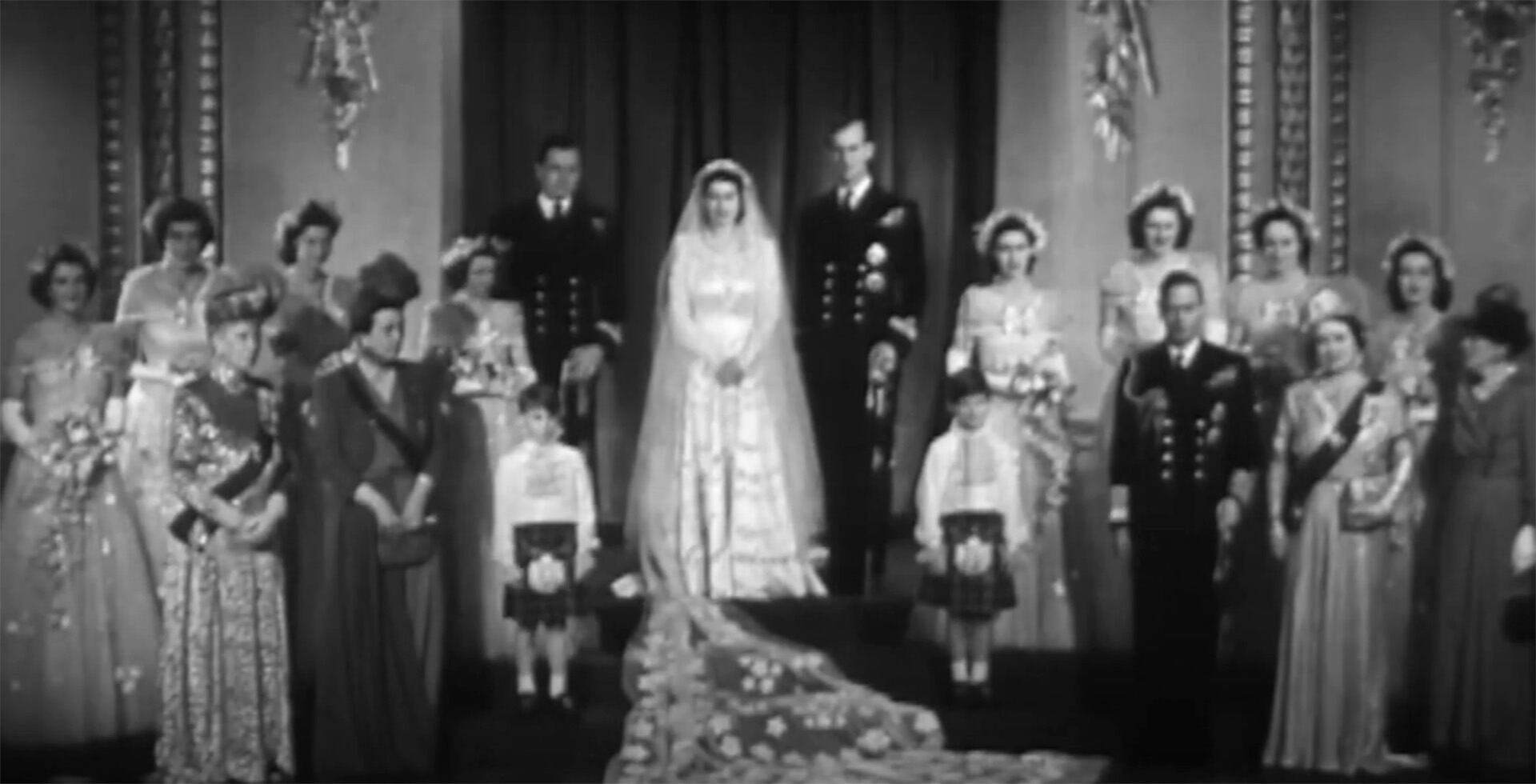 En todos los enlaces importantes de la familia real las primas de la Reina Isabel II fueron las grandes ausentes como si no existieran