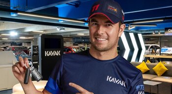 El piloto mexicano se consagra