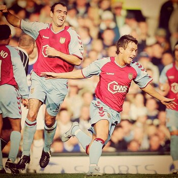 Cumplió 43 años y trabaja