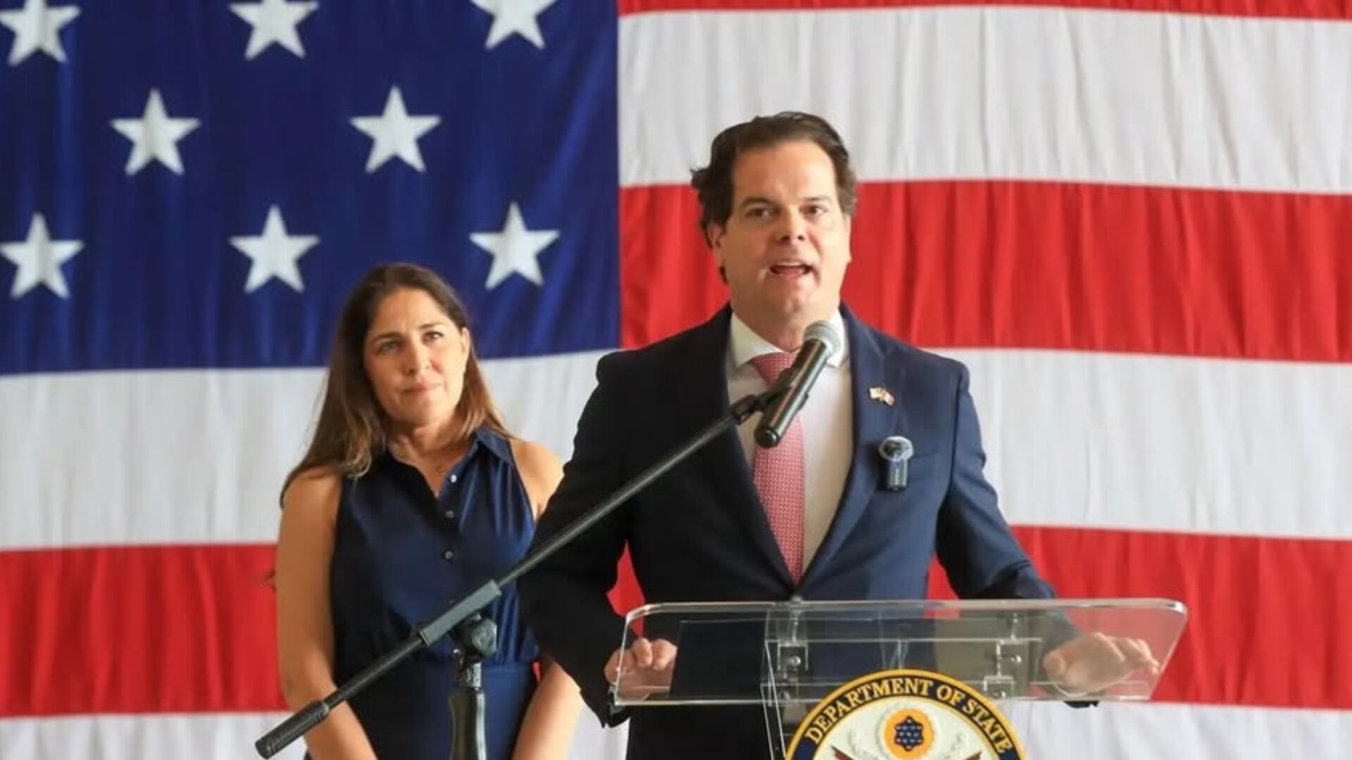 Bernie Navarro arribó a Lima para iniciar oficialmente su gestión como nuevo embajador de Estados Unidos en el Perú, en un contexto marcado por la cercanía del Bicentenario de la relación bilateral. Foto: Agencia Andina
