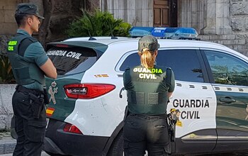 Agentes de la Guardia Civil.