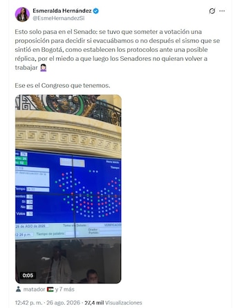 La senadora Esmeralda Hernández también criticó que la evacuación tuviera que ser sometida a votación después del movimiento telúrico - crédito @EsmeHernandezSi/X