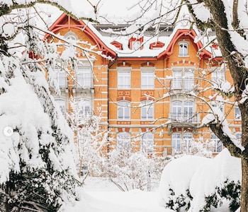El Institut auf dem Rosenberg,