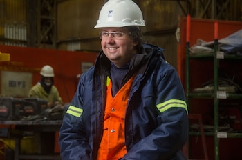 Andrés es dueño de Indumet,