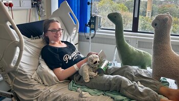 Eliana Shaw-Lothian en el hospital