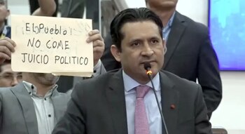 Durante su defensa, el magistrado advirtió sobre decisiones ya tomadas y preocupaciones por su seguridad, mientras se reavivaban los debates sobre la legitimidad del sistema democrático hondureño. (Foto: Cortesía)