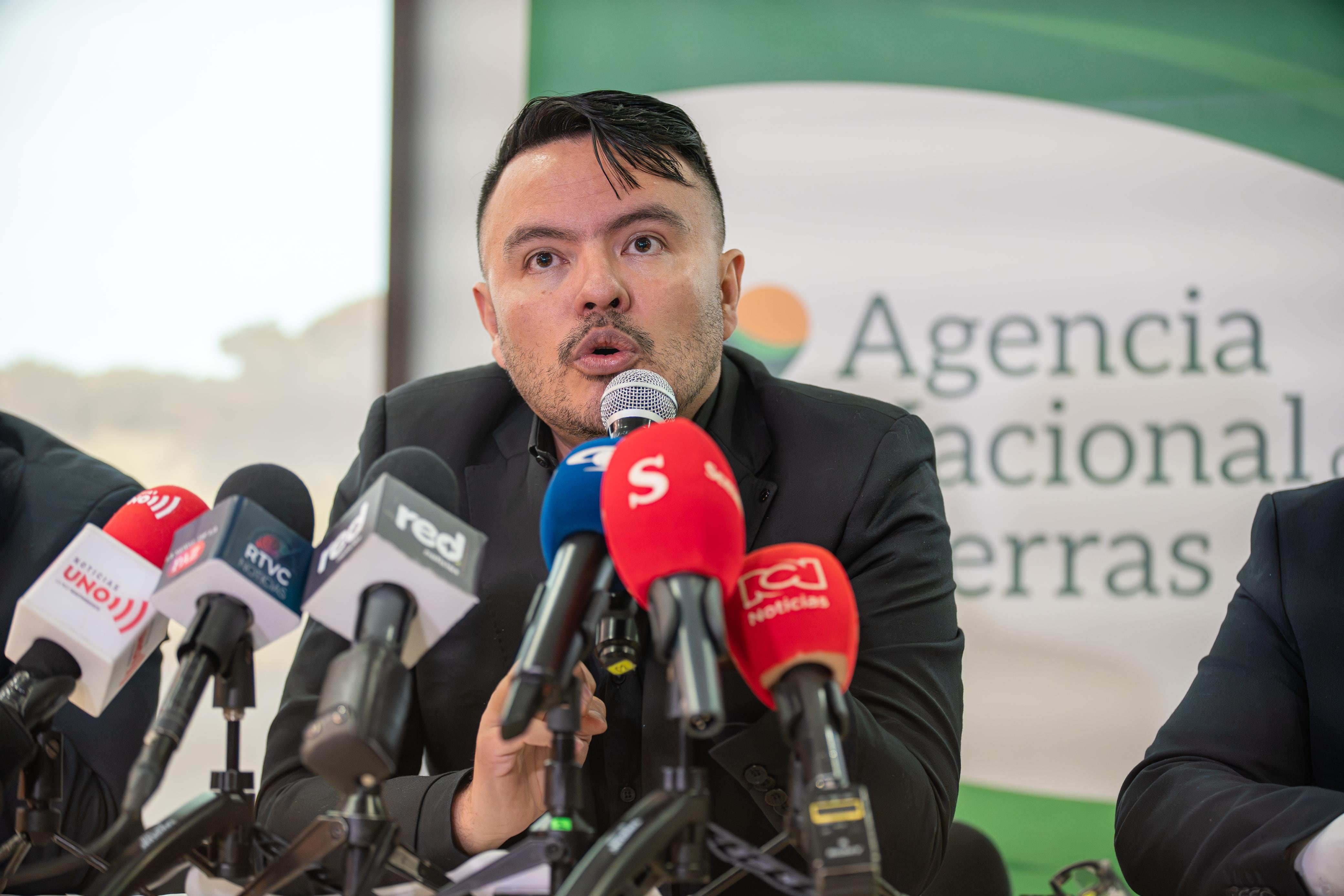 Arresto y multa para Felipe Harman por desacato en tutela de campesinos antioqueños