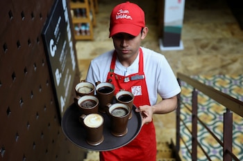 La administración distrital promoverá la formación de baristas y catadores mediante alianzas con instituciones de educación superior y centros tecnológicos - crédito Luisa Gonzalez/REUTERS