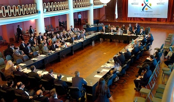 Este asunto y otros sobre