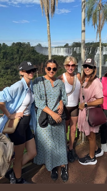 Yanina y su grupo de