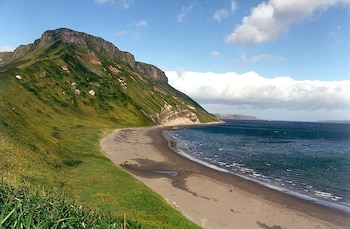 Kuril está situada en la isla de Iturup, la tercera más grande del archipiélago Kuril. (Wikimedia)