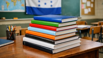 Honduras: alertan expansión del microtráfico en colonias y centros educativos de Tegucigalpa.