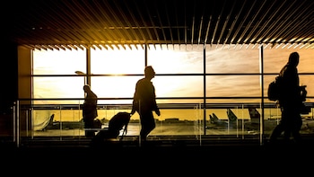 IATA y OACI profundizan su cooperación para impulsar los combustibles de aviación sostenibles