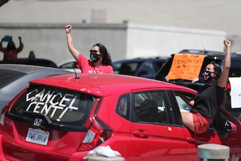 Protesta en Los Angeles contra