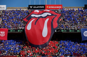 Homenaje de Montjuic a los