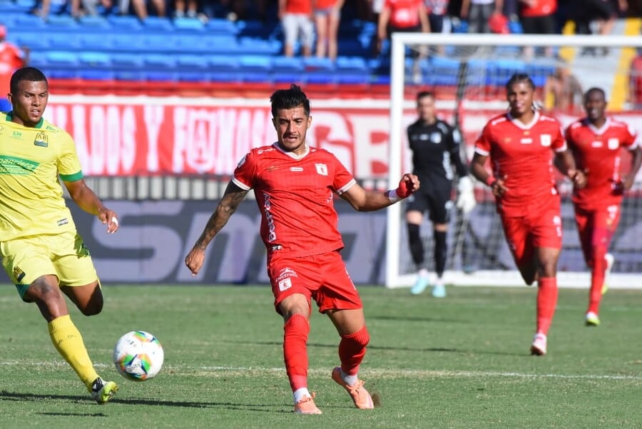 Yeison Guzmán guió al América de Cali en la victoria ante Atlético Bucaramanga-crédito Aymer Andrés Álvarez/El País-Colprensa