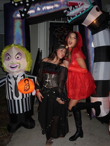 Daniela Ospina y su familia enamoraron las redes con sus disfraces para celebrar Halloween - Infobae