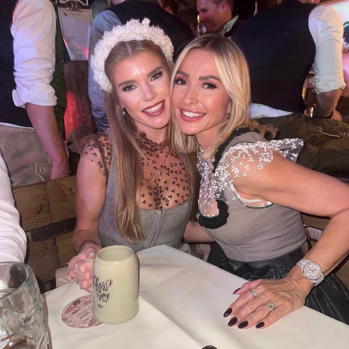 Theresa Sommer, actual pareja de Lothar Matthäus en el Oktoberfest (Instagram: kinga_mathe_official)