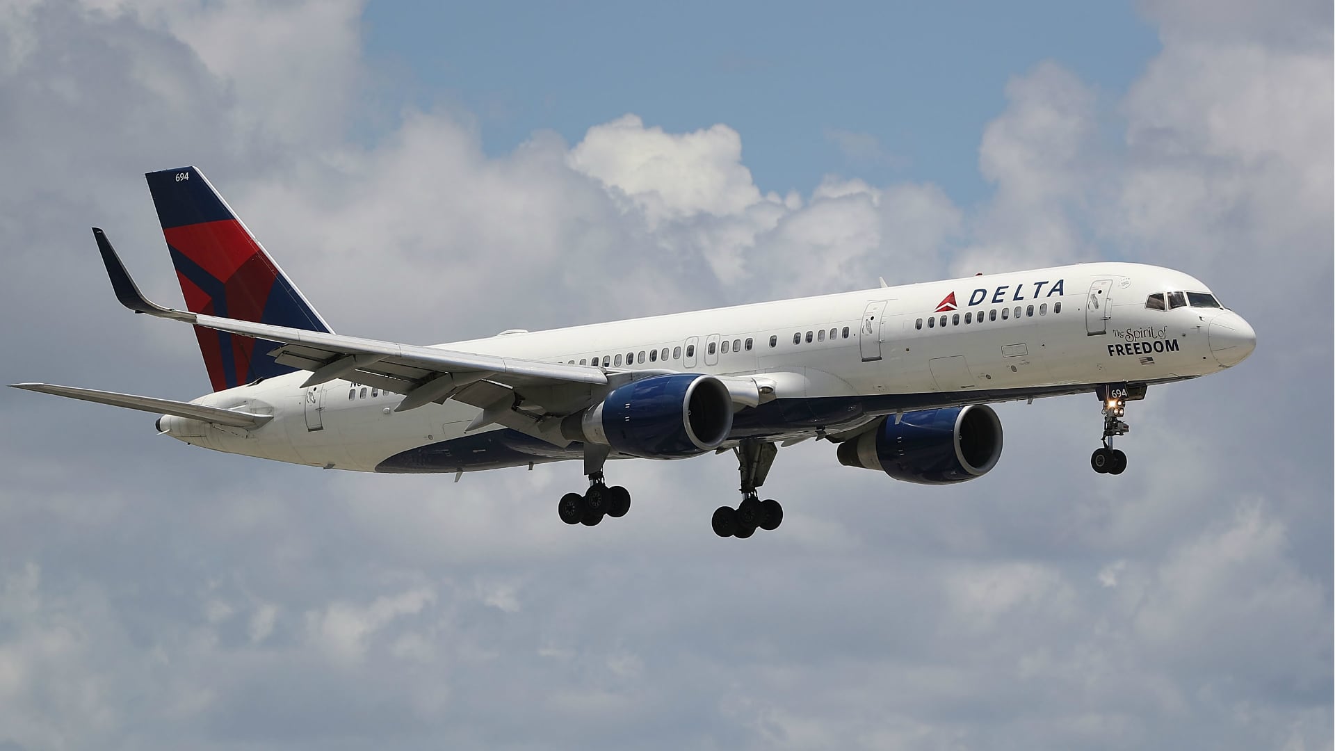 Un avión de Delta Airlines en maniobras de aterrizaje (AFP/Archivo)