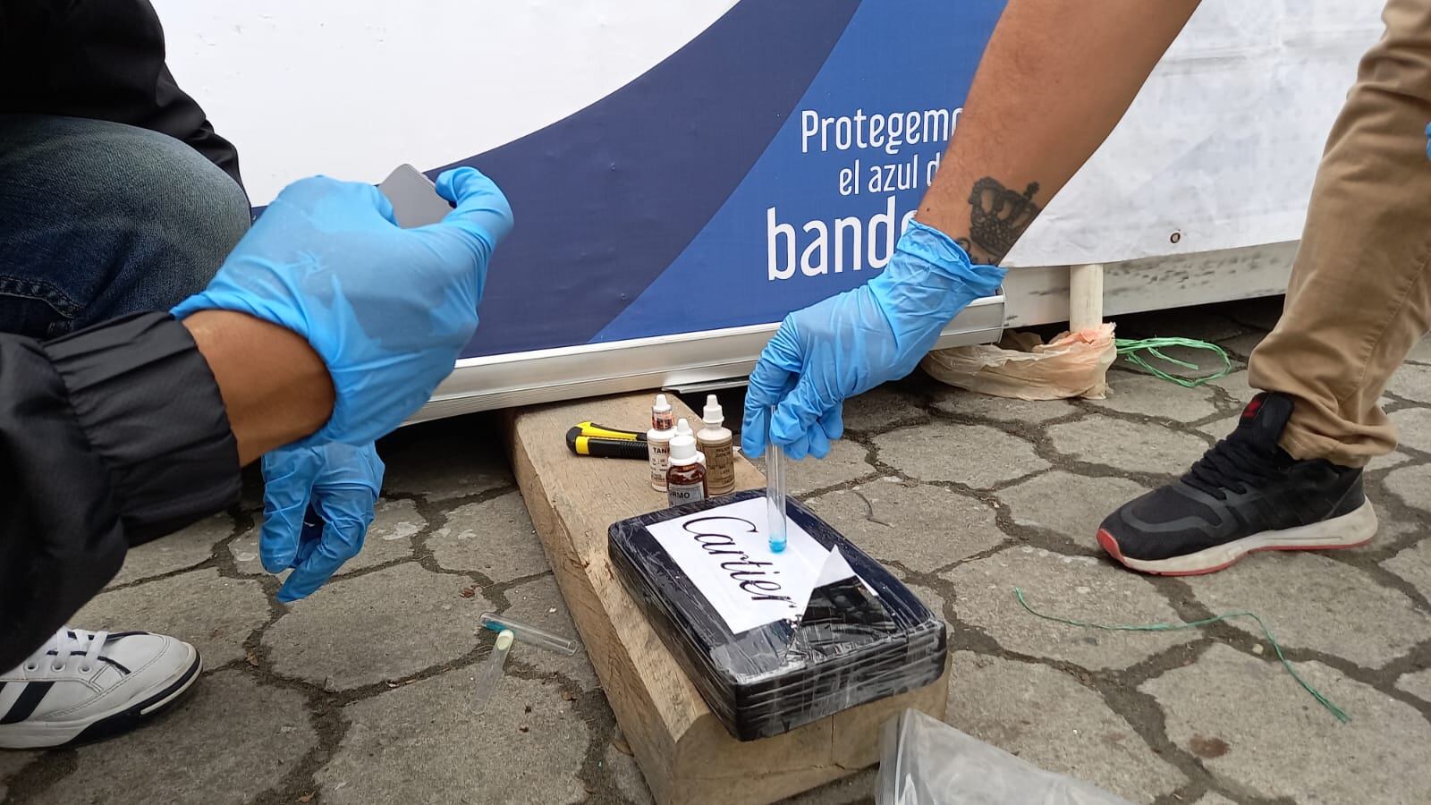 Los mismos químicos aplican una fórmula para evitar que la cocaína sea detectada en controles - crédito Colprensa / Ejército / Armada Nacional / Policía Nacional