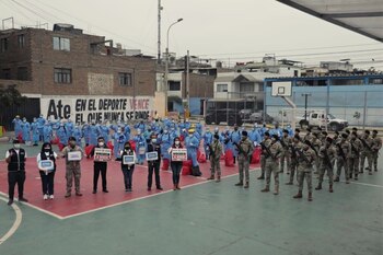 Personal médico de vacunación contra