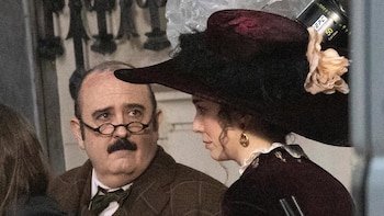 Blanca Suárez, con un espectacular look de época en su último rodaje tras la declaración de amor de Javier Rey