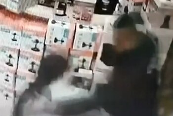 El sindicado sacó el arma