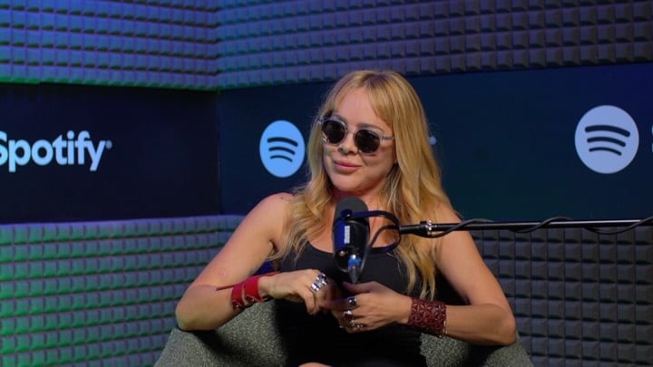 Natalia París afirmó que otros DJs le ponían trampas en cabina y que esa presión la llevó a pulir su técnica en los platos al máximo - crédito @nataliaparisartist/Instagram