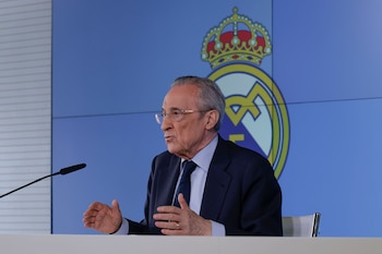 El presidente del Real Madrid, Florentino Pérez, ofrece una rueda de prensa este martes, en Madrid. (EFE/ Juanjo Martín).