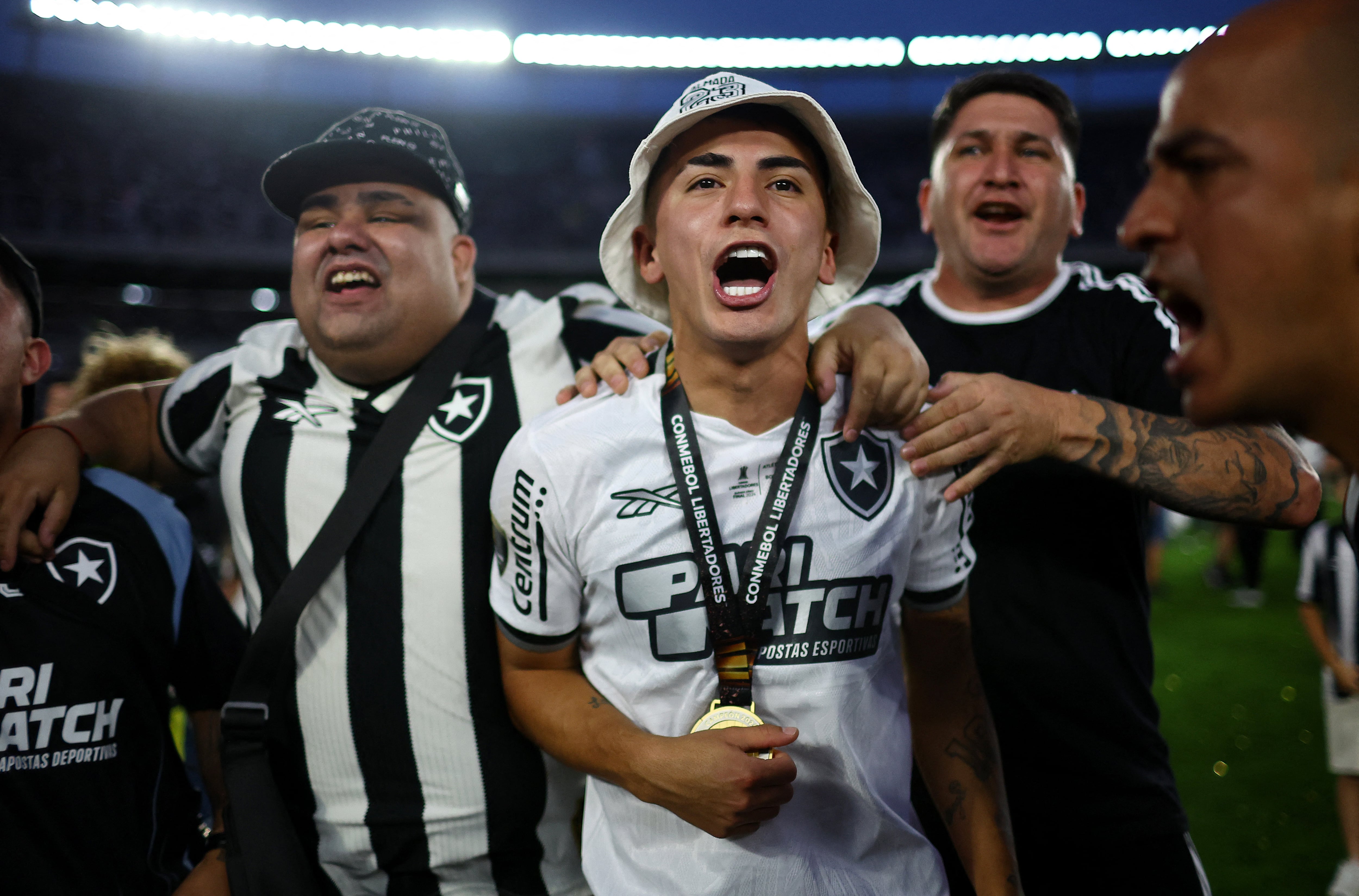 Thiago Almada jugó en Botafogo, club con el que ganó la Copa Libertadores en 2024 (REUTERS/Agustin Marcarian)