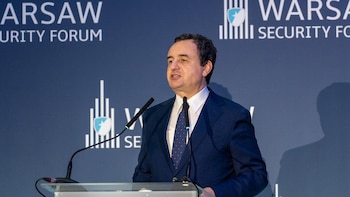 El partido gobernante y la oposición acuerdan un candidato a la Presidencia de Kosovo para evitar elecciones
