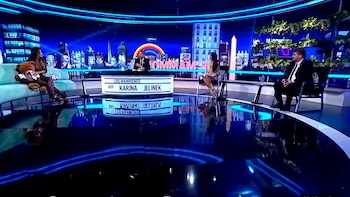 Karina Jelinek con Jey Mammon,