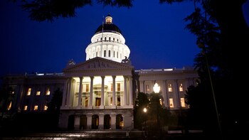 Los legisladores de California aprobaron